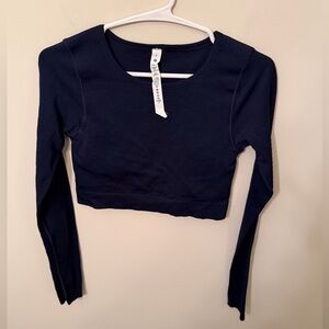 Lululemon Ebb To Street Long Sleeve In Navy Size 6 W/ Removable Pads EUC